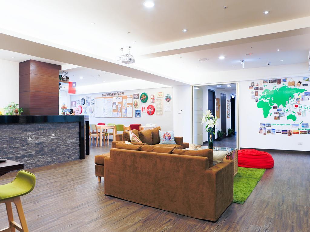 Sleepy Dragon Hostel Taipei Esterno foto
